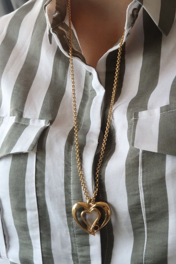 Vintage AVON Heart Pendant Necklace Double Heart … - image 2