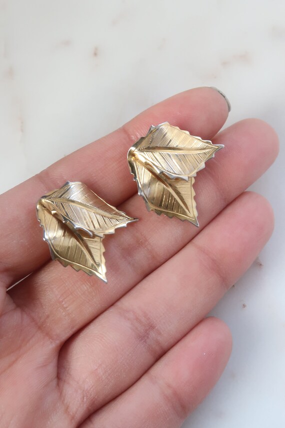 Vintage Gold Leaf Earrings - Etsy