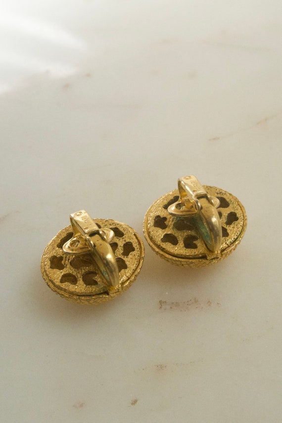 Vintage Crown Trifari Gold Button Clip On Earring… - image 8