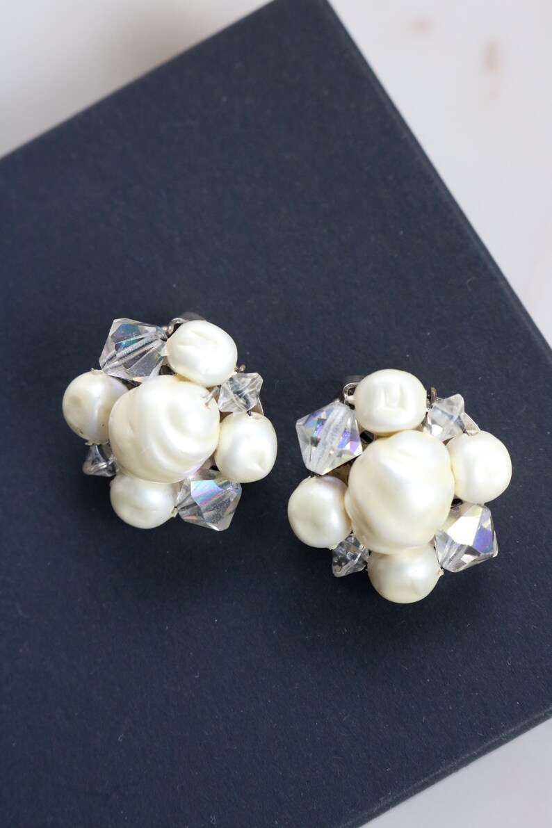 Vintage White Cluster Bead Earrings Pearl Beaded Clip On Etsy