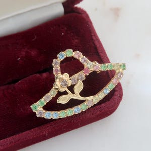 Vintage Pastel Rhinestone Flower Hat Bonnet Gold Brooch