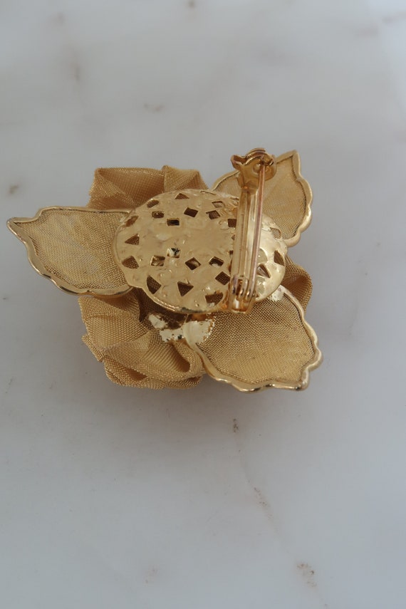 Vintage Gold Mesh Roses Flower Brooch - Mesh Leaf… - image 6