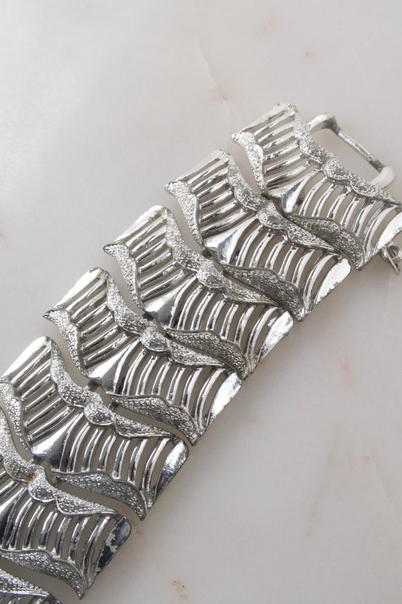 Vintage CORO Wide Silver Tone Link Bracelet - image 9