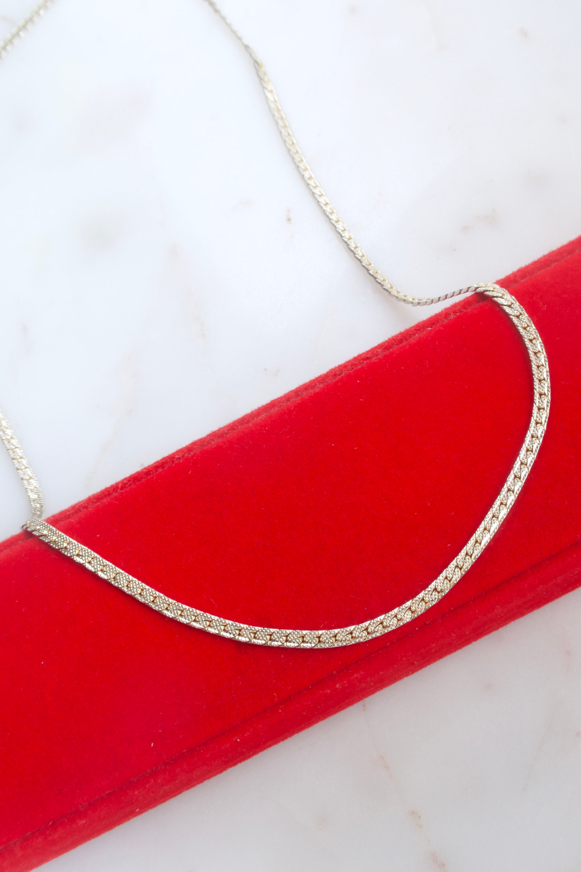 ★韓国人気★MIAE★紅梨 Necklace Steel Fun Jewelry Summer Red Cherry Leaf Pendant Necklace