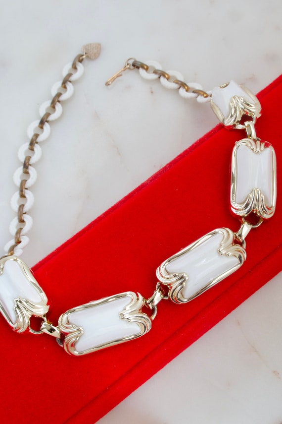 Vintage White Thermoset Link Necklace