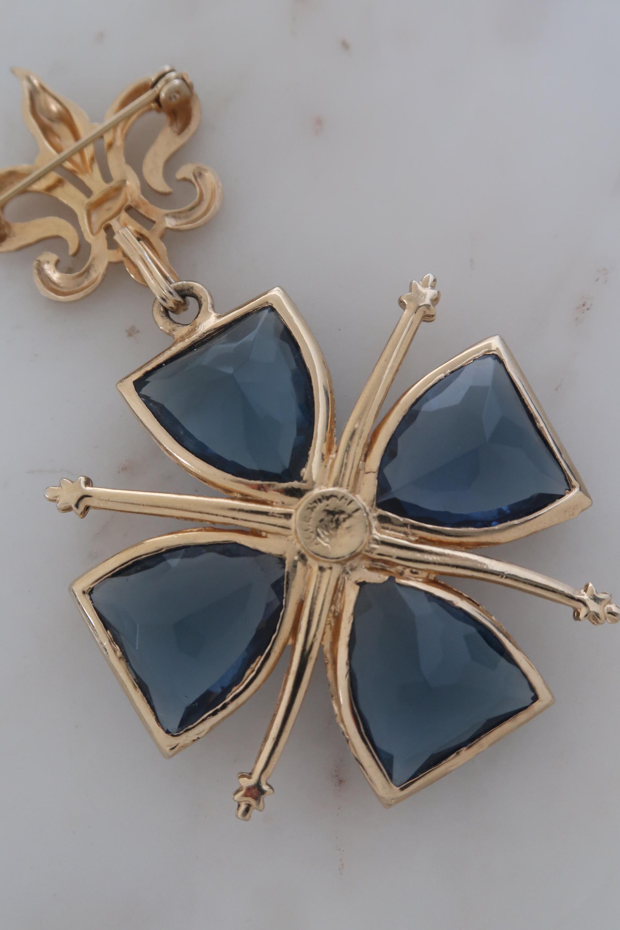 Vintage Accessocraft NYC Blue Glass Maltese Cross Gold Fleur De