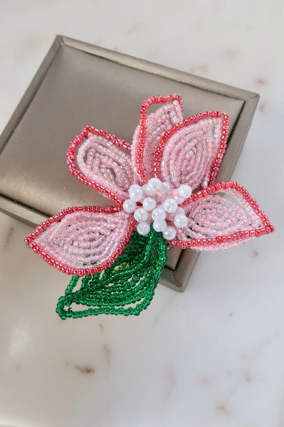 Vintage Pink Seed Bead Flower Brooch