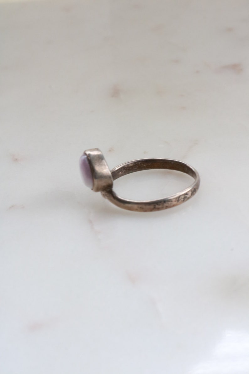 Vintage Sterling Mother of Pearl Ring Size 9.5