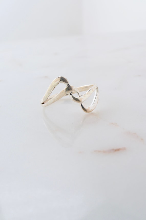 Vintage Sterling Silver Wavy Ring - Size 9.75