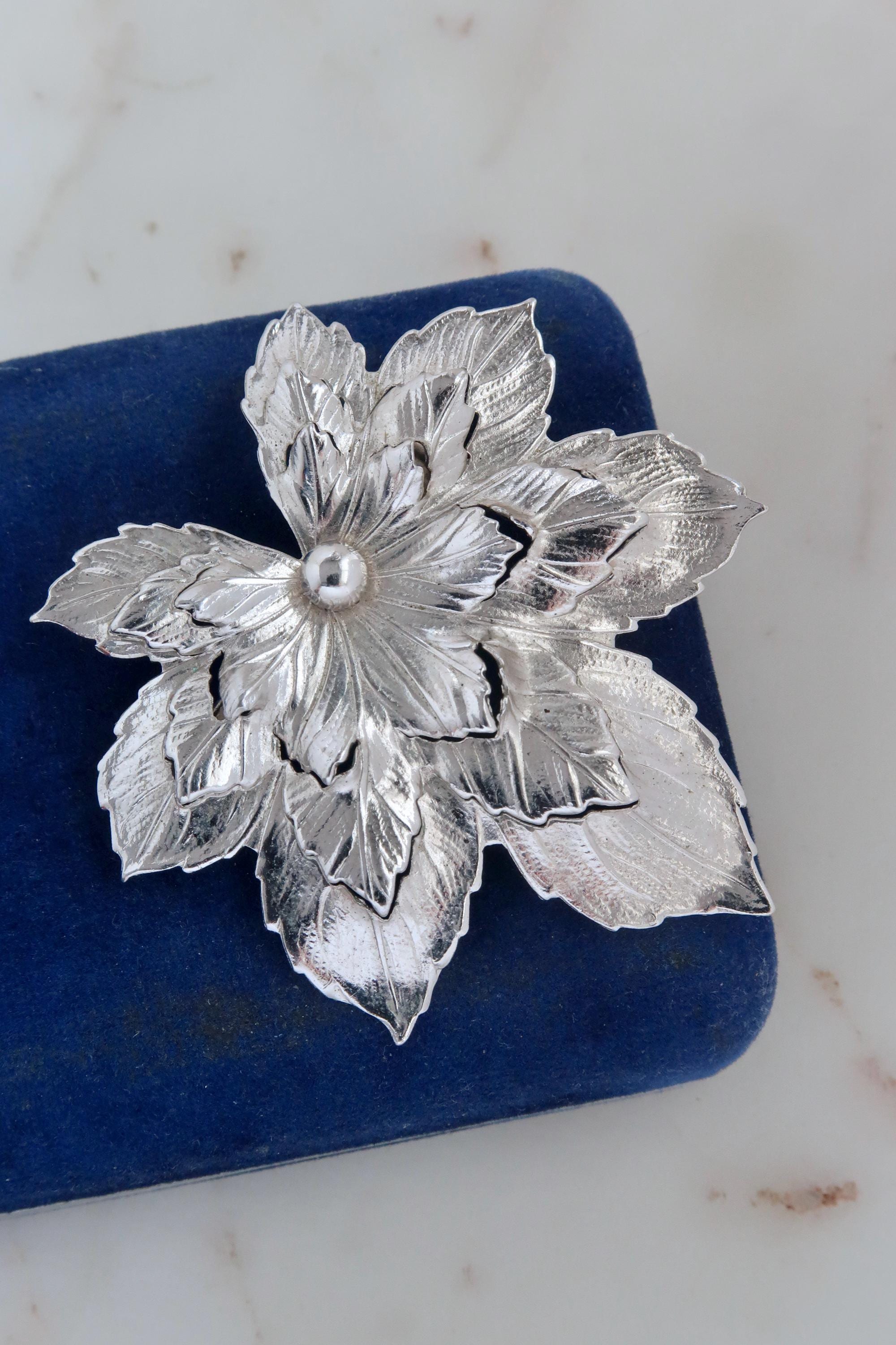 Anniv.Uwブローチ Anniv.Uwブローチ 1958 Brooch - Etsy