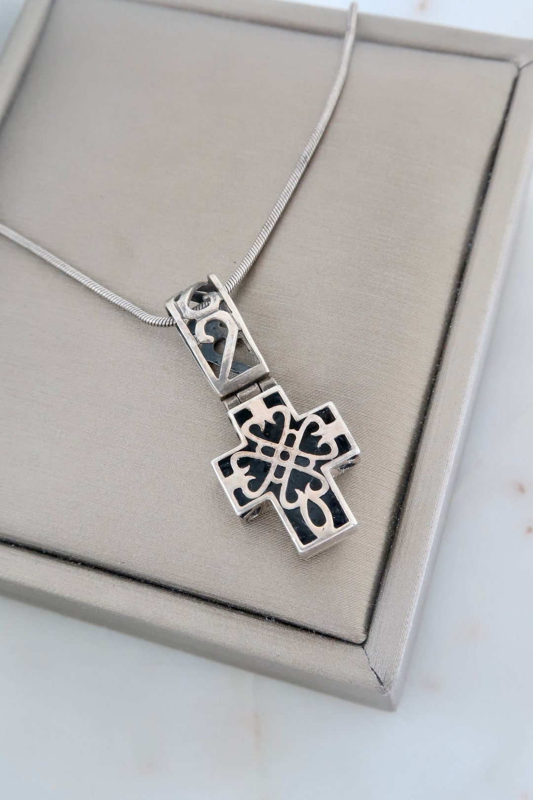 Vintage Sterling Silver Filigree Cross Pendant Necklace - Etsy