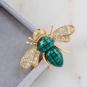 Vintage CRAFT Rhinestone Green Bee Brooch