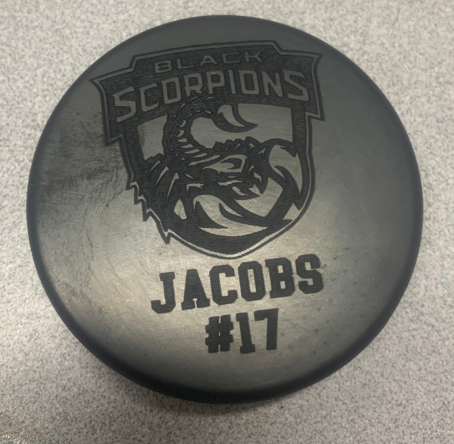 Satago | Orecchino A Bottone Finto Plug Dilatatore Da 9 Mm Con Teschi In Acciaio Inossidabile E Acrilico Bianco E Nero P - Foto 7