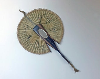 Antique retractable cockade hand fan (c.1900s)