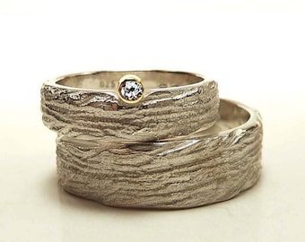 Wedding rings set silver with brilliant gold diamond with engraving, sterling silver with unique structure - hand-forged by SILVERLOUNGE