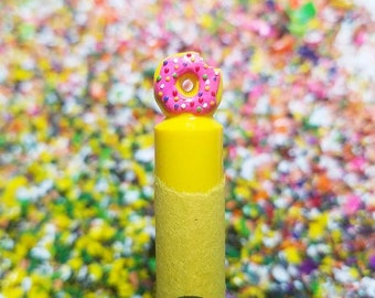 Donut doughnut carved crayon