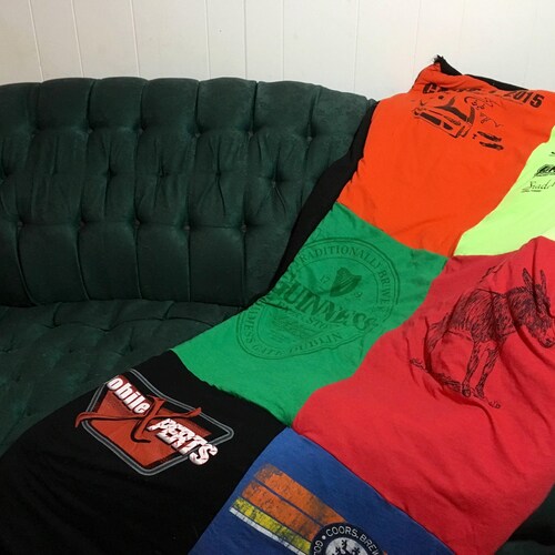 Tshirt Quilt, Quilt Made From Tshirts, Tshirt shops Blanket, Tshirt Throw, Memory Blanket, Blanket, Custom Blanket, Custom Tshirt Quilt, Tshirts