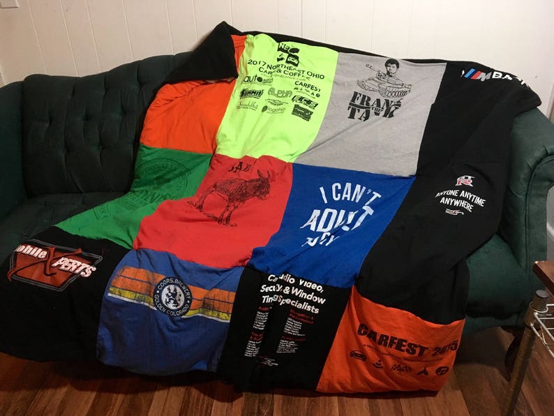 Tshirt Quilt, Quilt Made From Tshirts, Tshirt shops Blanket, Tshirt Throw, Memory Blanket, Blanket, Custom Blanket, Custom Tshirt Quilt, Tshirts
