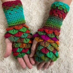 Dragon Scale Gloves/Fingerless Gloves/Dragon Gloves/Crocodile Gloves/Crochet Gloves/Arm Warmers image 4