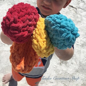 10 Reusable Water Balloons/Set of 10/Crochet Water Balloons/Eco-friendly balloons/Water Balloons/Water Toy/Balloons/Party Favor image 2