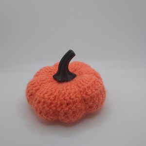 Small 3.5 inch wide amigurumi pumpkin
