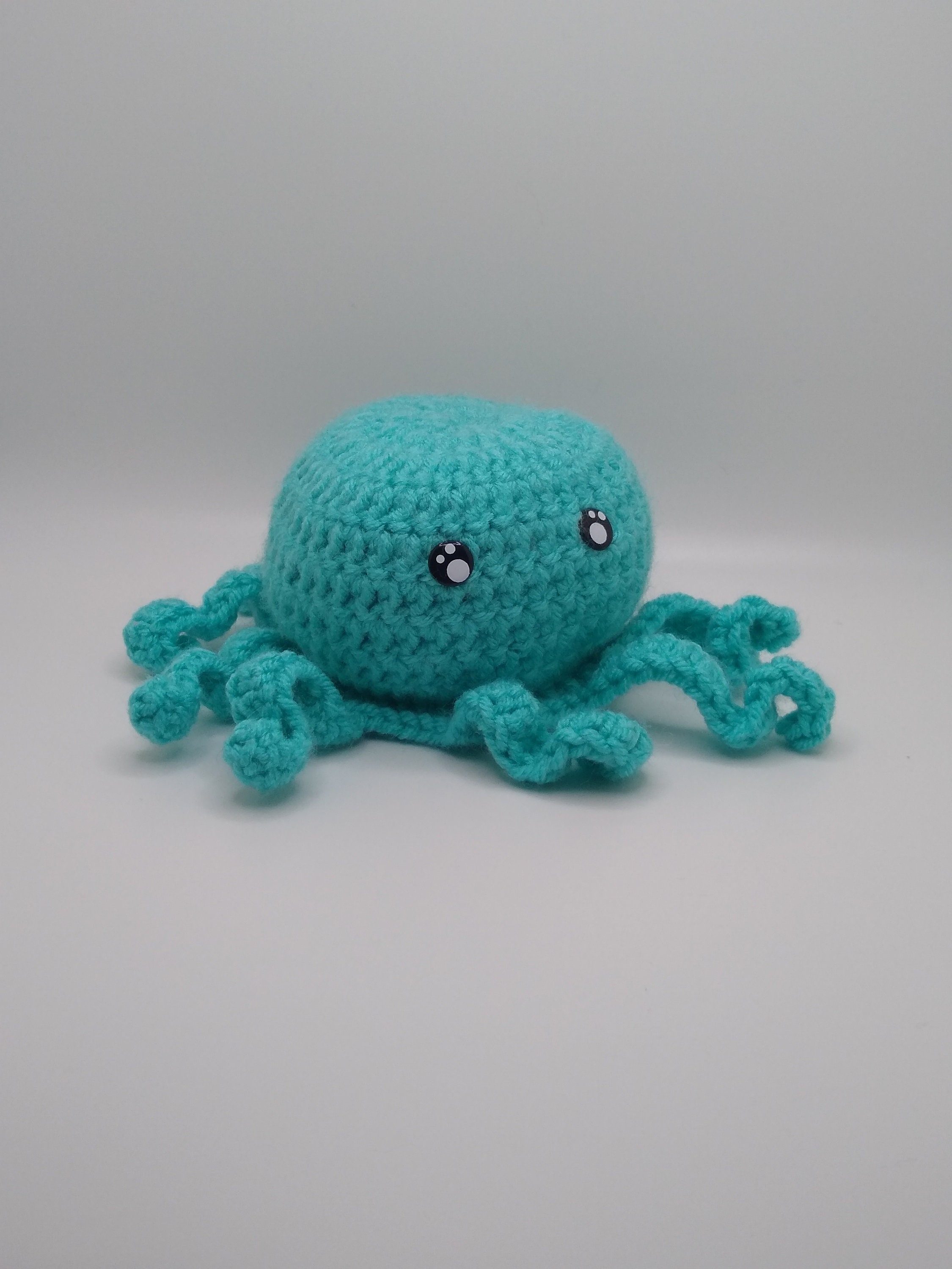 turquoise amigurumi octopus plushy - Thumbnail 2