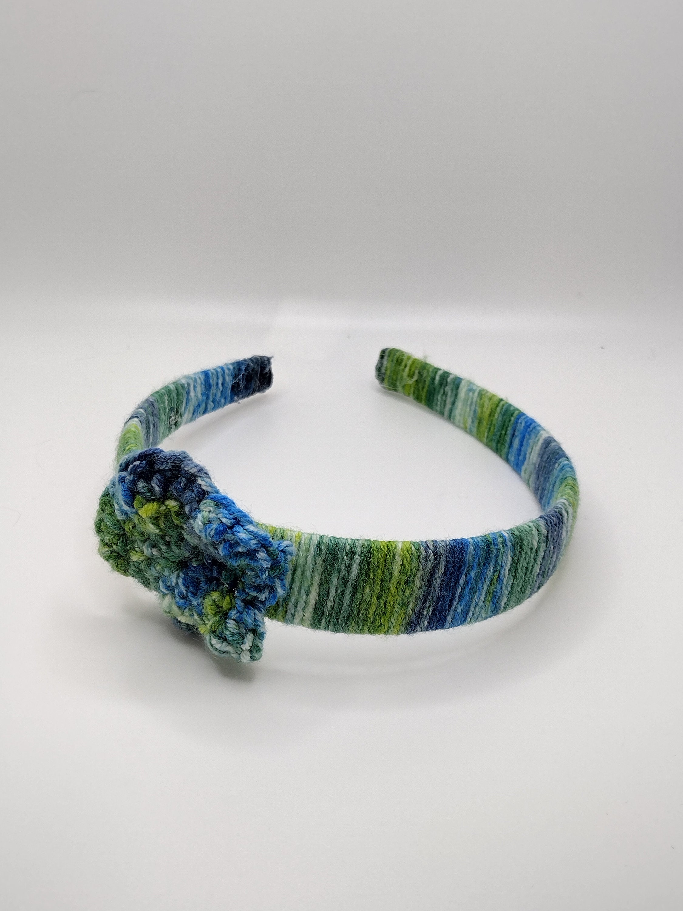 blue and green multicolored off center crochet flower headband - Thumbnail 4
