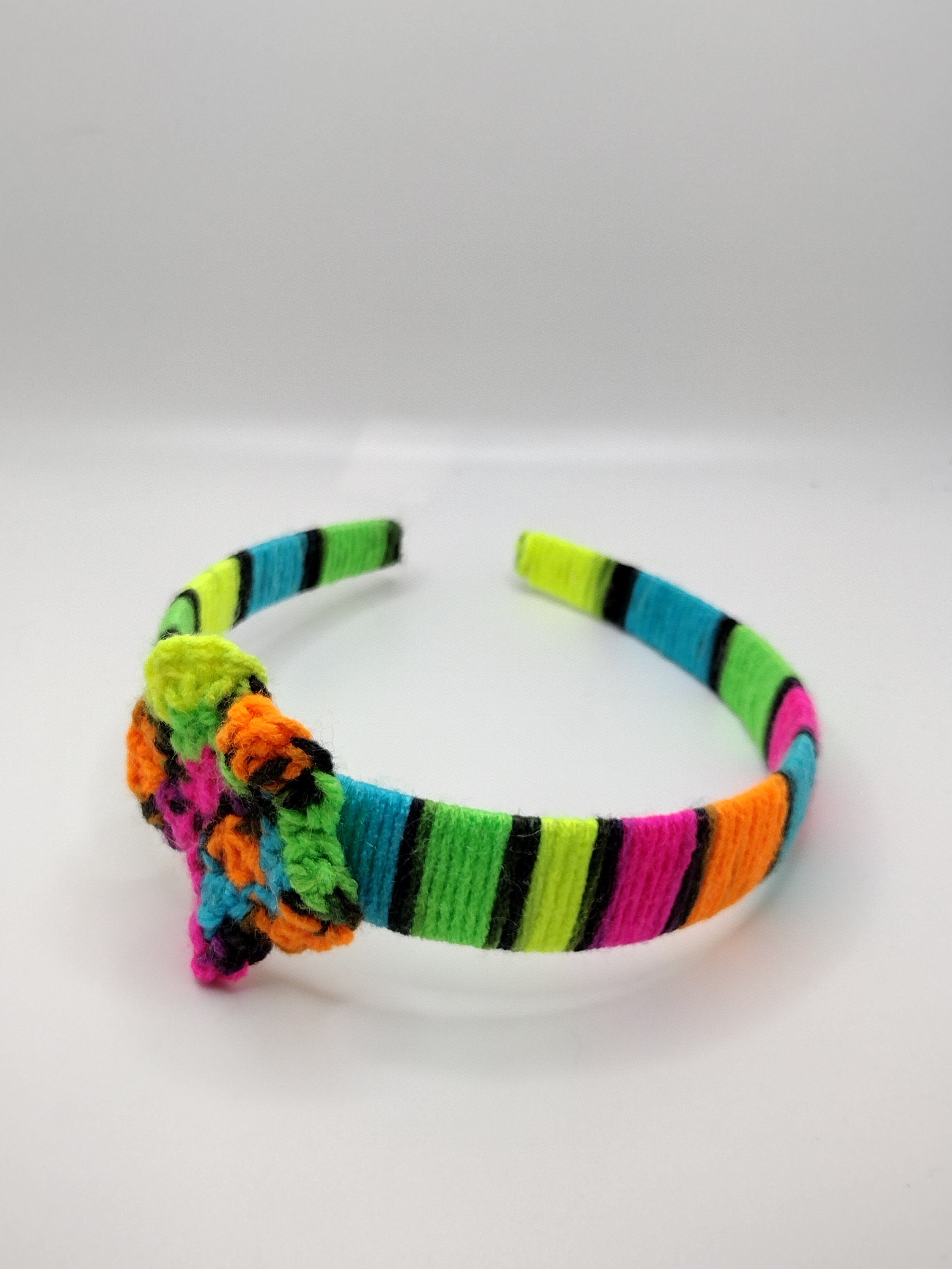 blacklight off center crochet flower headband - Thumbnail 3