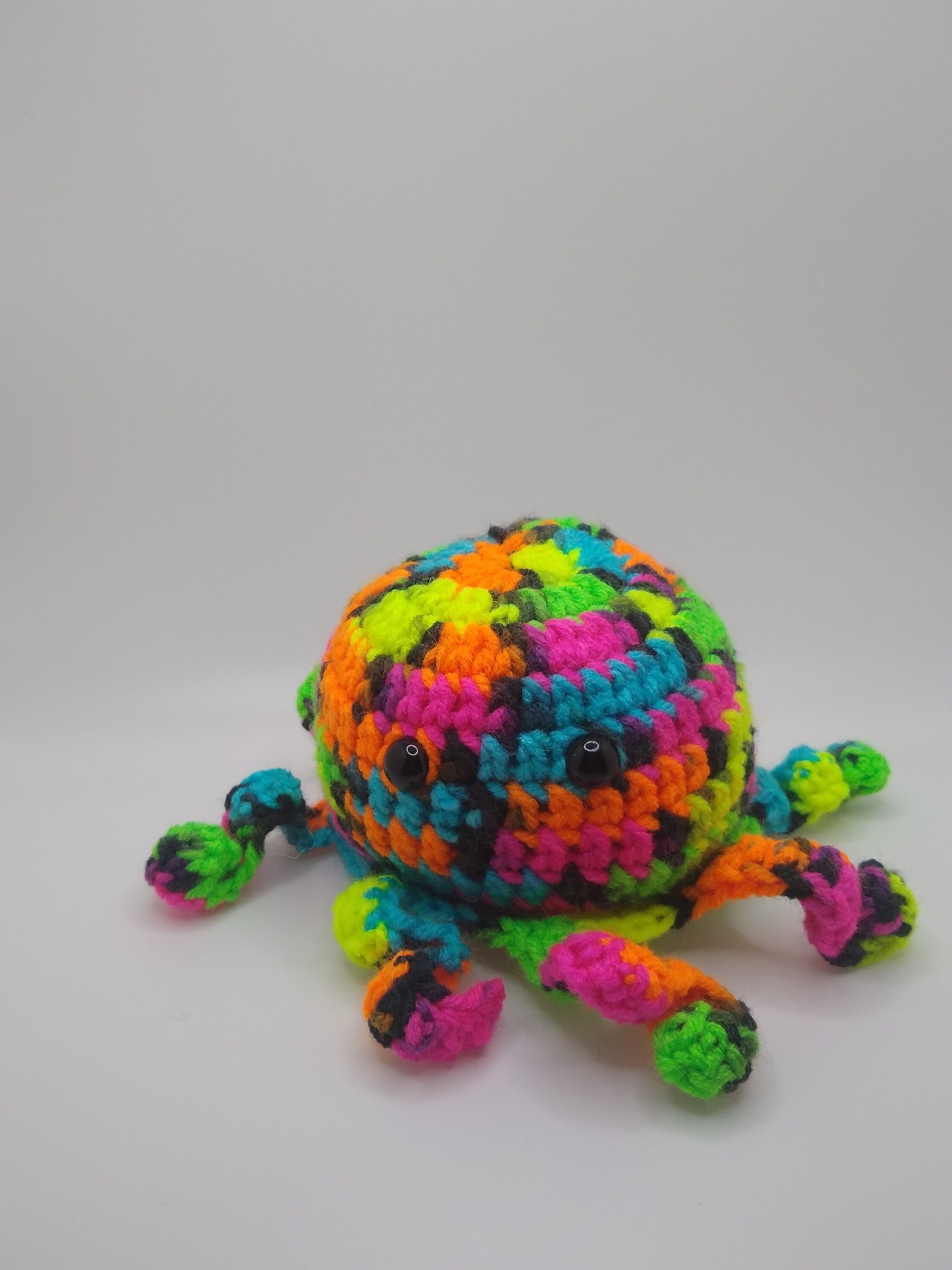 blacklight amigurumi octopus plushy - Image 1