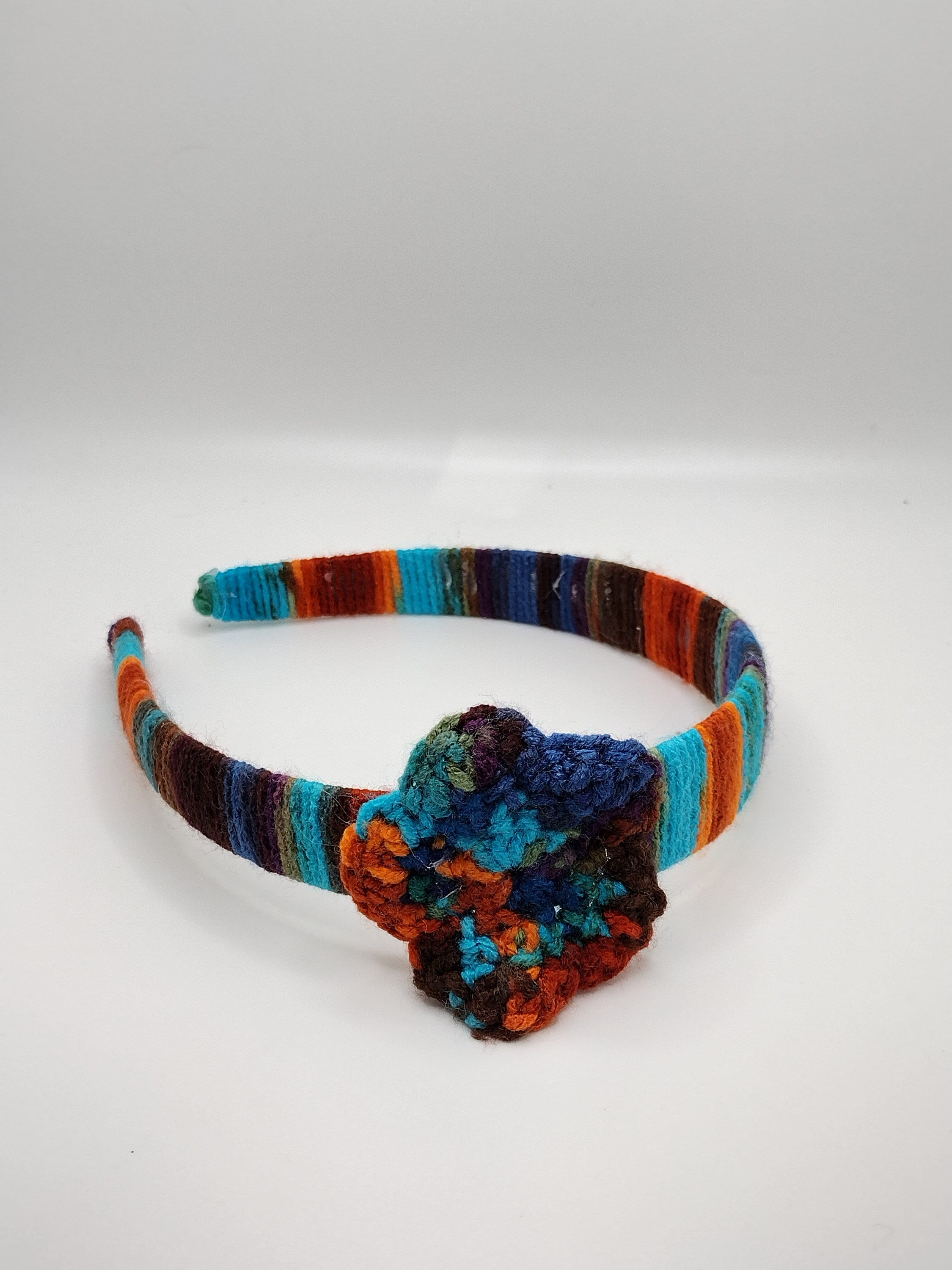 Nevada dusk off center crochet flower headband - Thumbnail 3