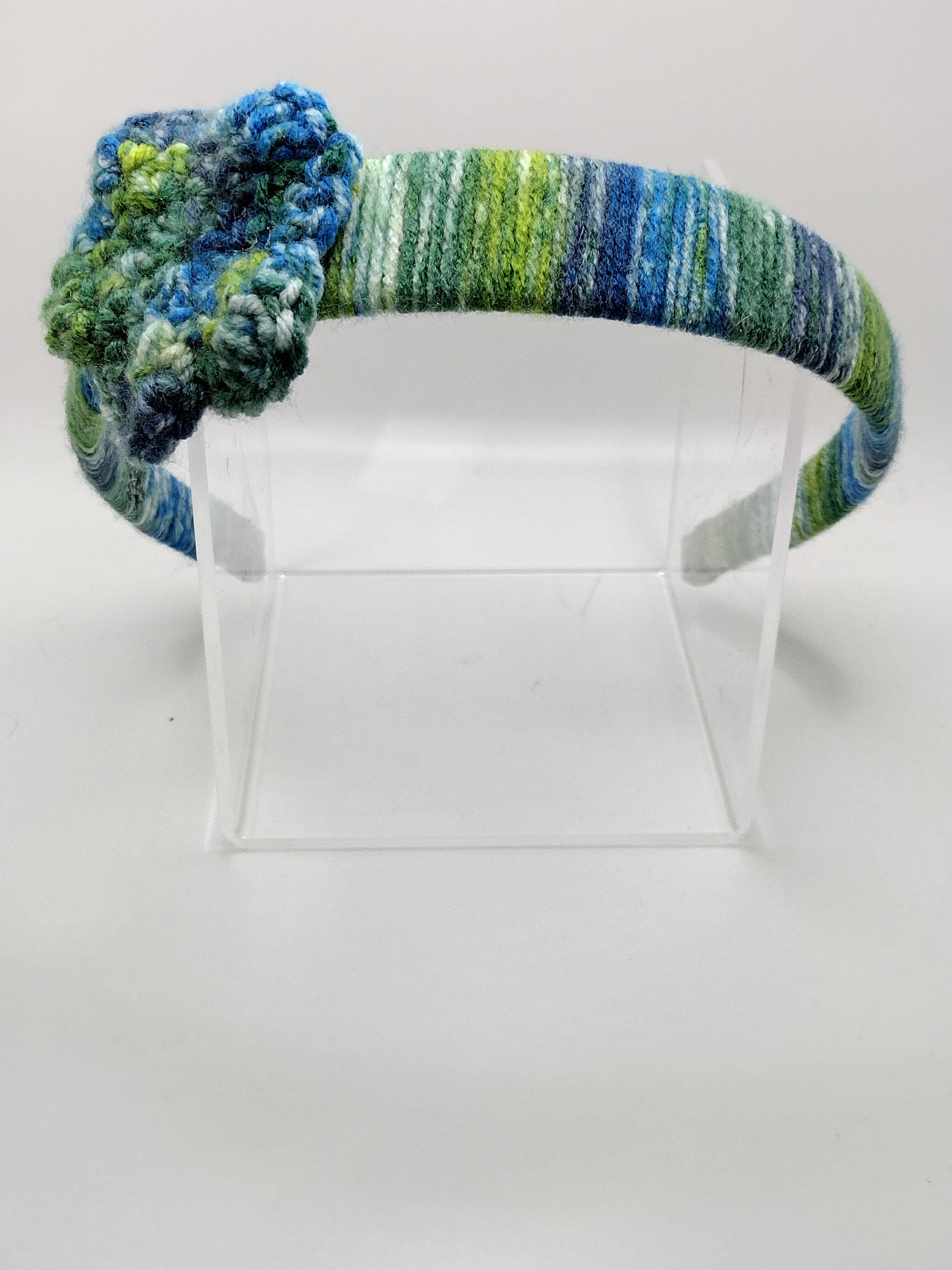 blue and green multicolored off center crochet flower headband - Thumbnail 2