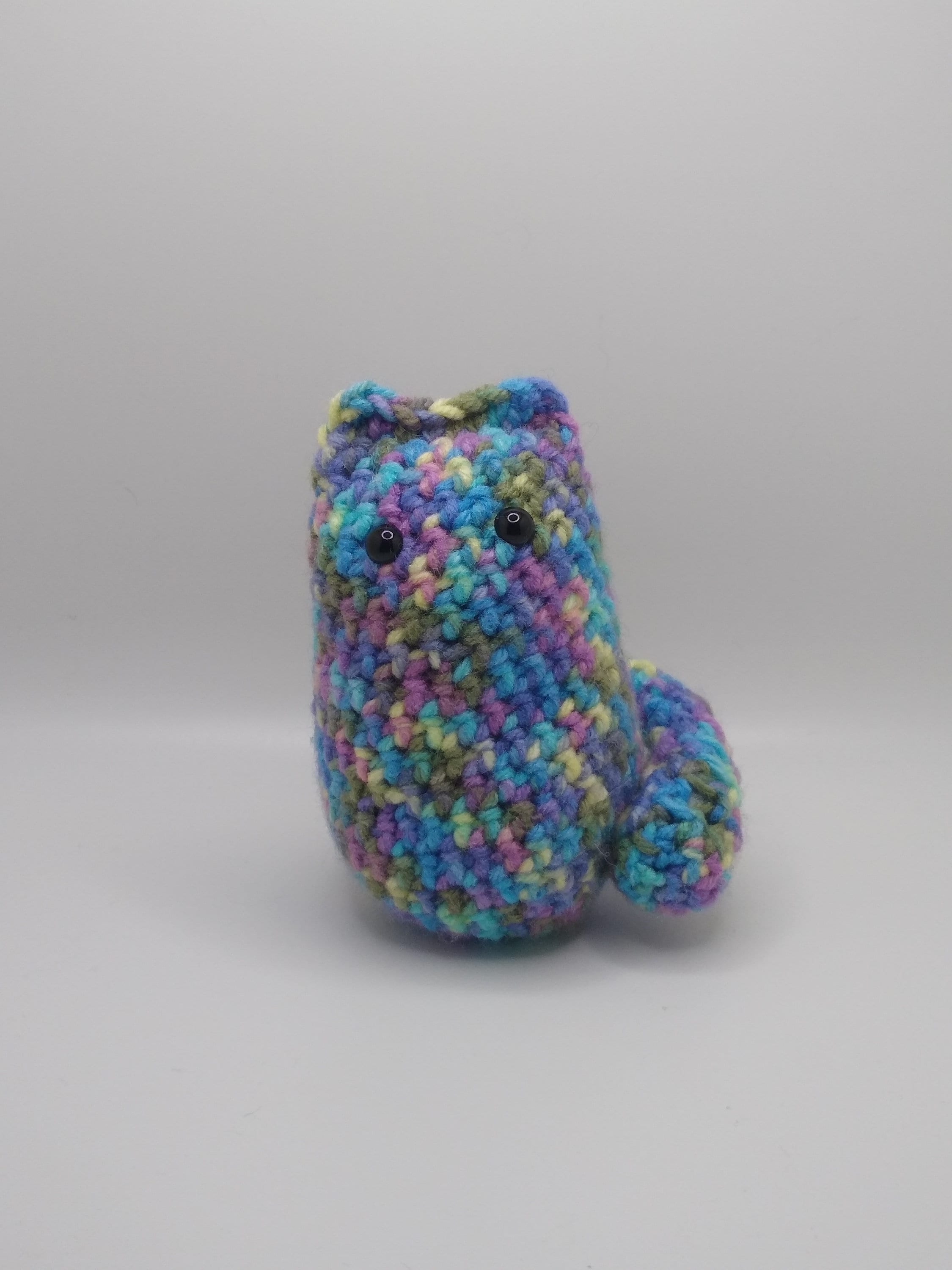 small monet amigurumi cat plushy - Image 1