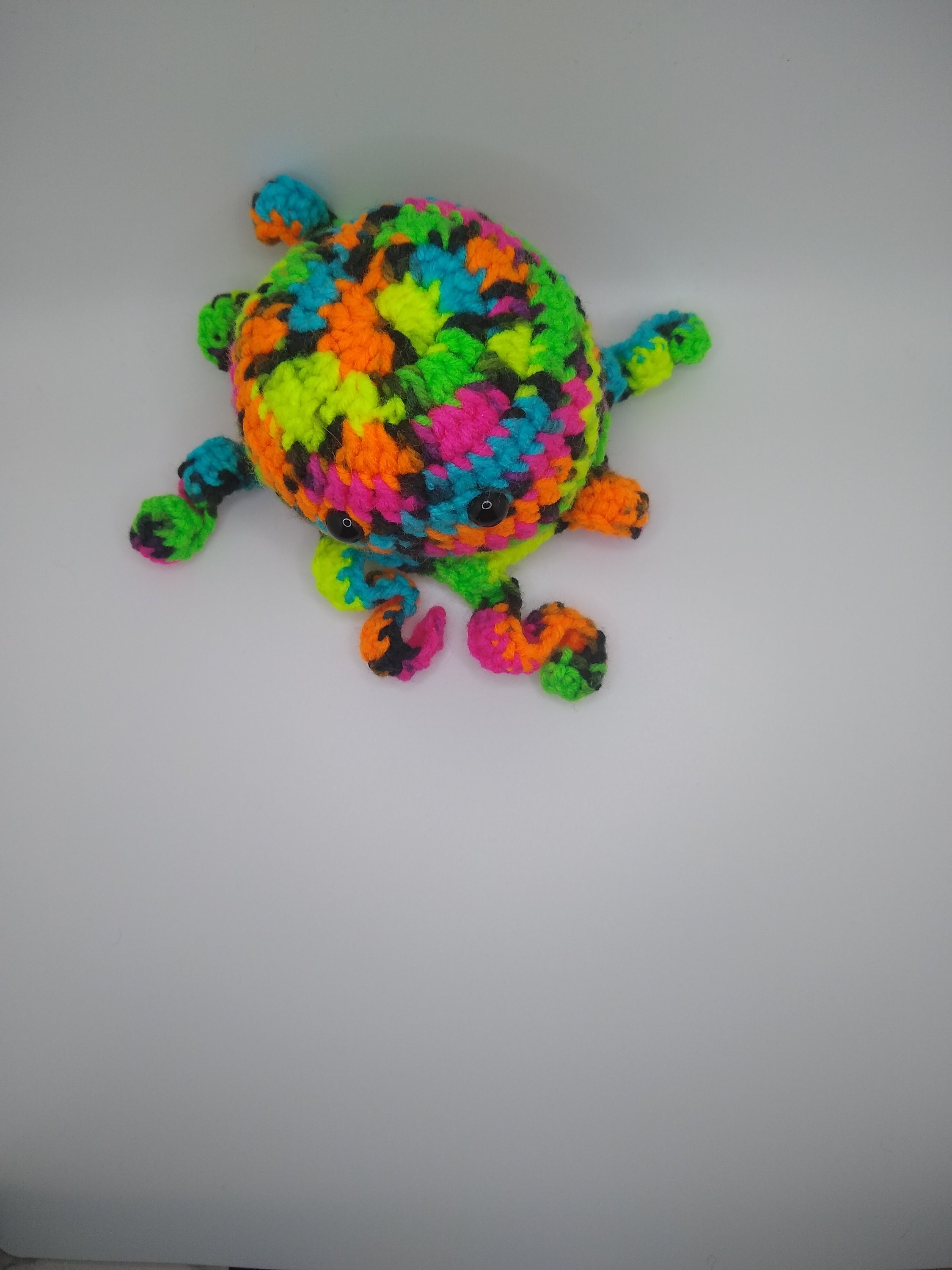 blacklight amigurumi octopus plushy - Thumbnail 2