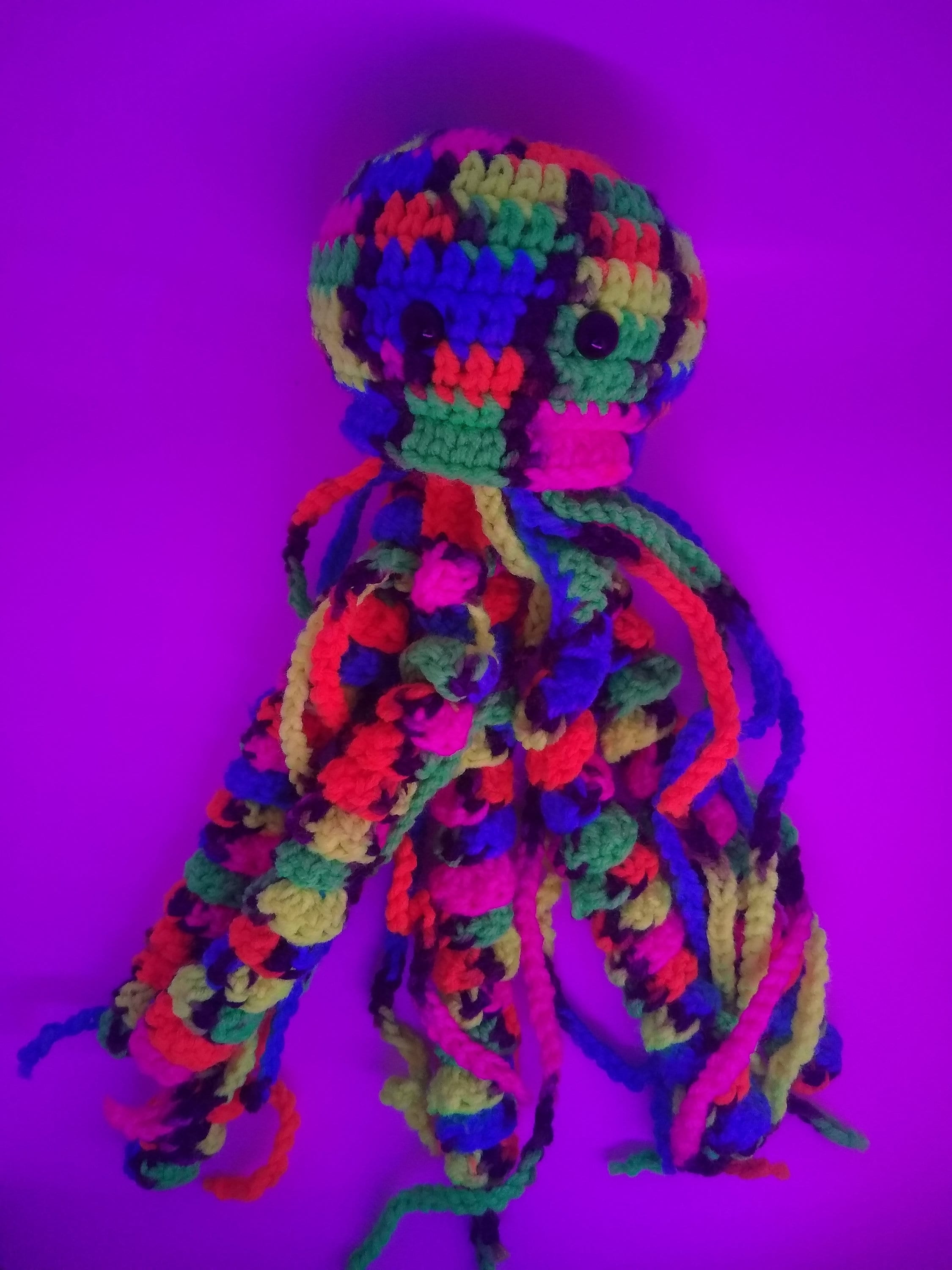 blacklight amigurumi jellyfish plushy desk buddy - Thumbnail 5