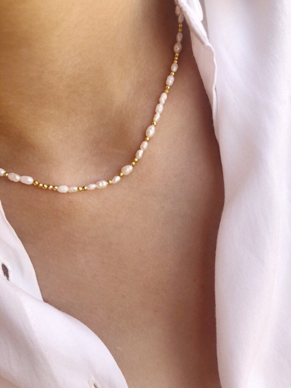 con perlas de dulce y piedras doradas - Etsy México