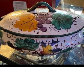 Sopera de cerámica firmada con tapa PV Italia