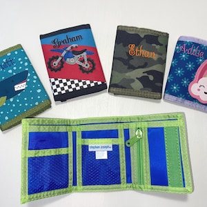 CARTERAS PERSONALIZADAS PARA NIÑOS - Cartera triple de nailon bordada, deportes, camuflaje, regalo para niño, béisbol, motocross, tiburón, mi primera cartera