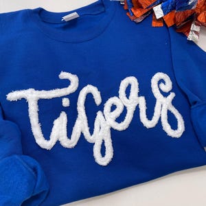Team Sport Sweatshirt, Yarn embroidered sweatshirt, spirit shirt, Tigers Sweatshirt, 3D embroidery, Mascot Team Top