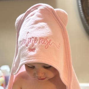 Personalized Hooded Towel for kids, Monogram Kids Beach Towels, Towels for Kids, Beach Trip, Childrens Pool Towel, Bath towel for babies