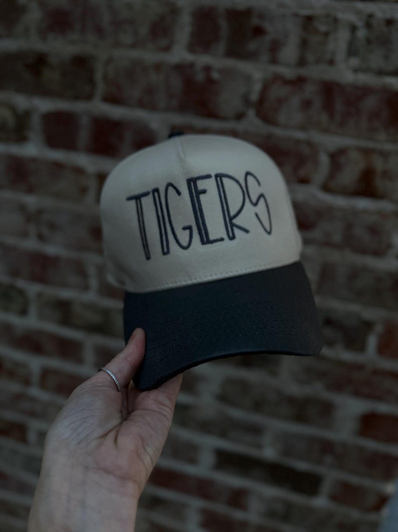Aangepaste sport geborduurde vintage truckerhoed, geborduurde 3D-pet, Tigers Game Day-hoed, trendy honkbalkleding, krijtstreep mama honkbalpet afbeelding 16