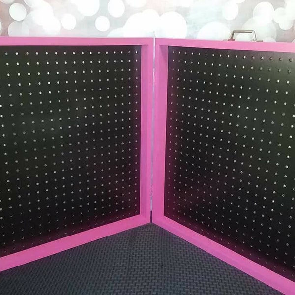 12x24 pegboard display case