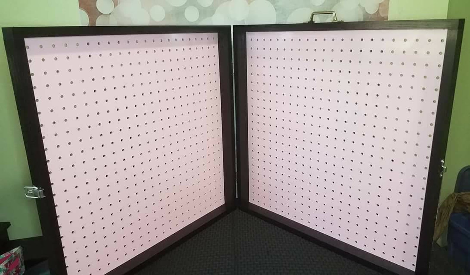 12x24 Pegboard Display Case Etsy