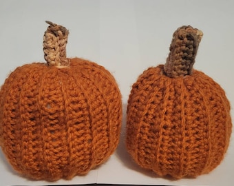 Crochet pumpkins