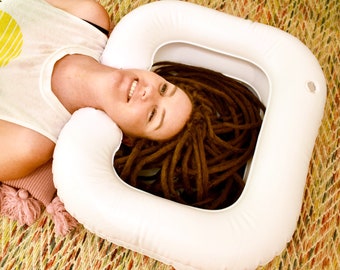 Inflatable basin for doing deep cleansing bicarb soaks on dreadlocks by Dread Empire