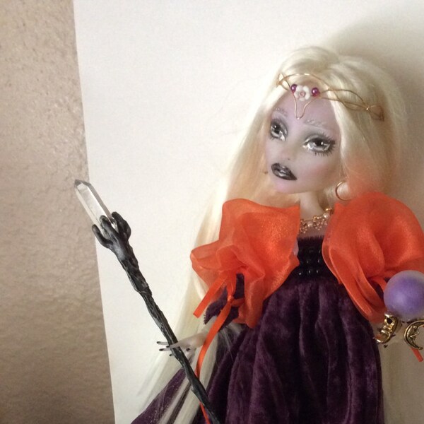 Monster Doll High Repaint.  Laurel