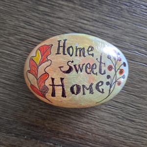 Home Sweet Home Rock, Rocks and Pebbles Painted, Shelf Decorative Rock, Small Gift, Nature Gift