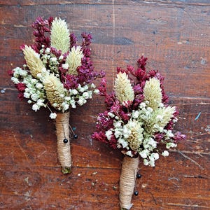 Dried Burgundy Boutonniere, Dried Flower Boutonniere, Wedding Buttonhole,  Boutonniere, Rustic Dried Flower Boutonniere, Groom Boutonniere