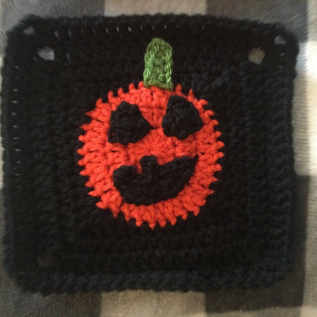 CROCHET PATTERN - Halloween Square - Jack O Lantern Pumpkin - PATTERN ...