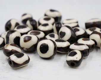 Set of 30 Inverted Eye Batik Bone Beads | White Black Bone Beads | Jewelry Supplies | Natural Beads
