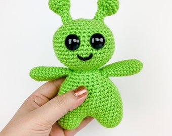 Crochet Alien Amigurumi Pattern